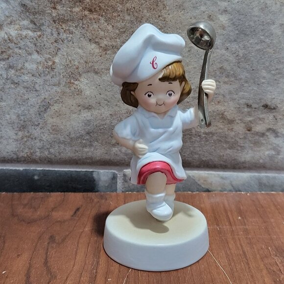 Vintage Campbells Kids Girl with Ladle Marching Porcelain Figurine 2003 - Picture 4 of 13